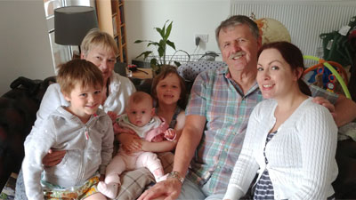 Ollie, Nonna, Layla, Jess, Papa, and Aunty Emma